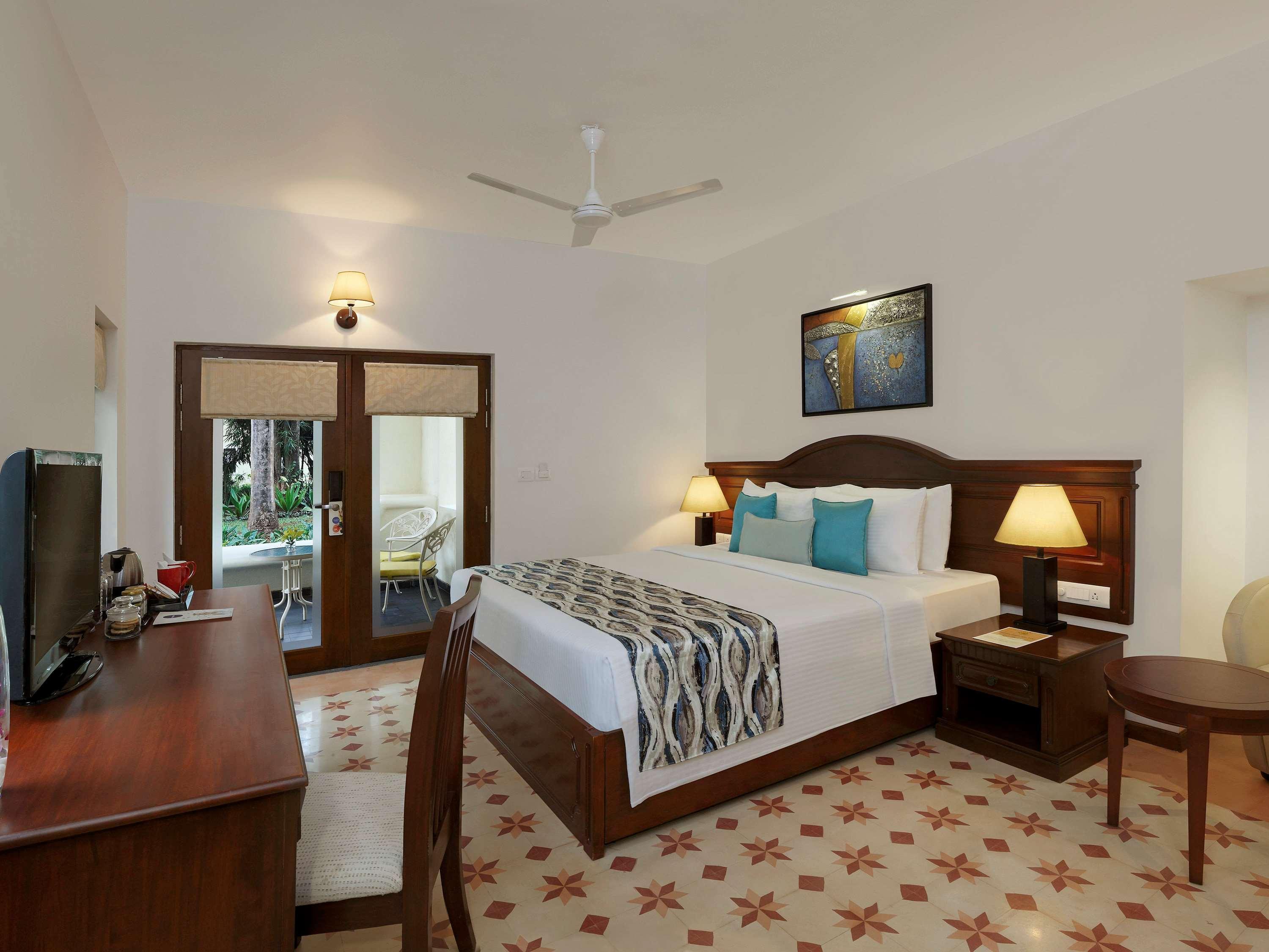 Novotel Goa Dona Sylvia Resort Cavelossim Exteriör bild