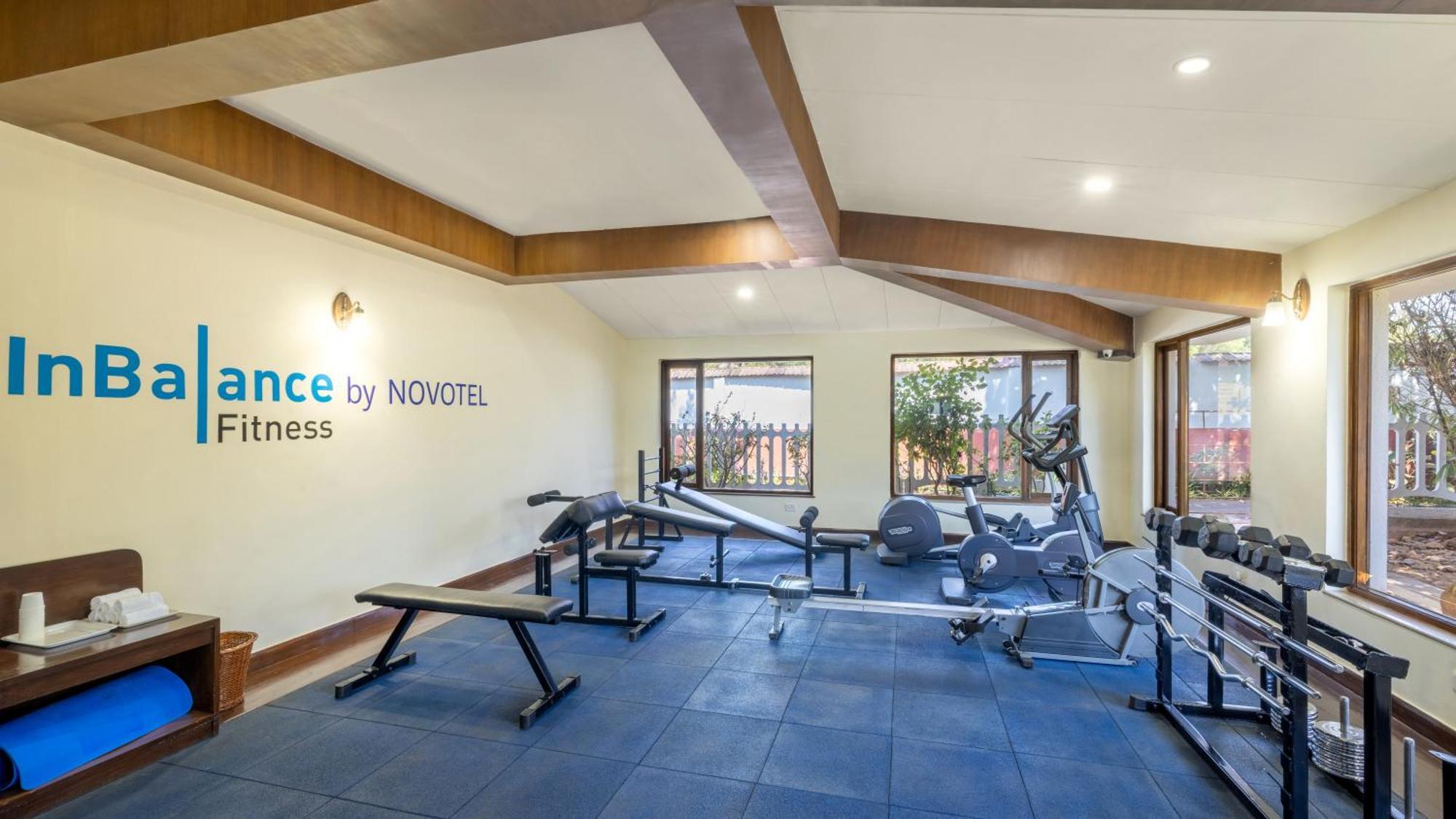 Novotel Goa Dona Sylvia Resort Cavelossim Exteriör bild