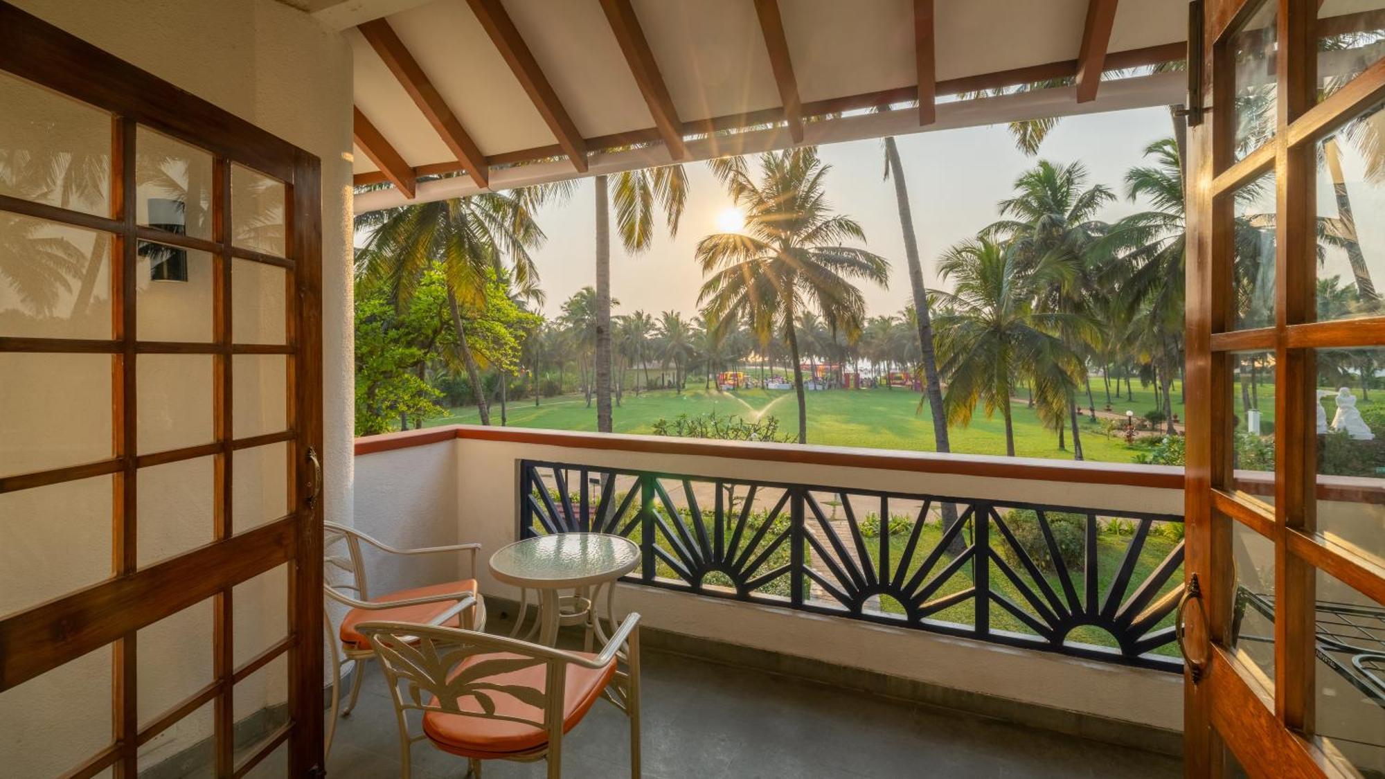 Novotel Goa Dona Sylvia Resort Cavelossim Exteriör bild