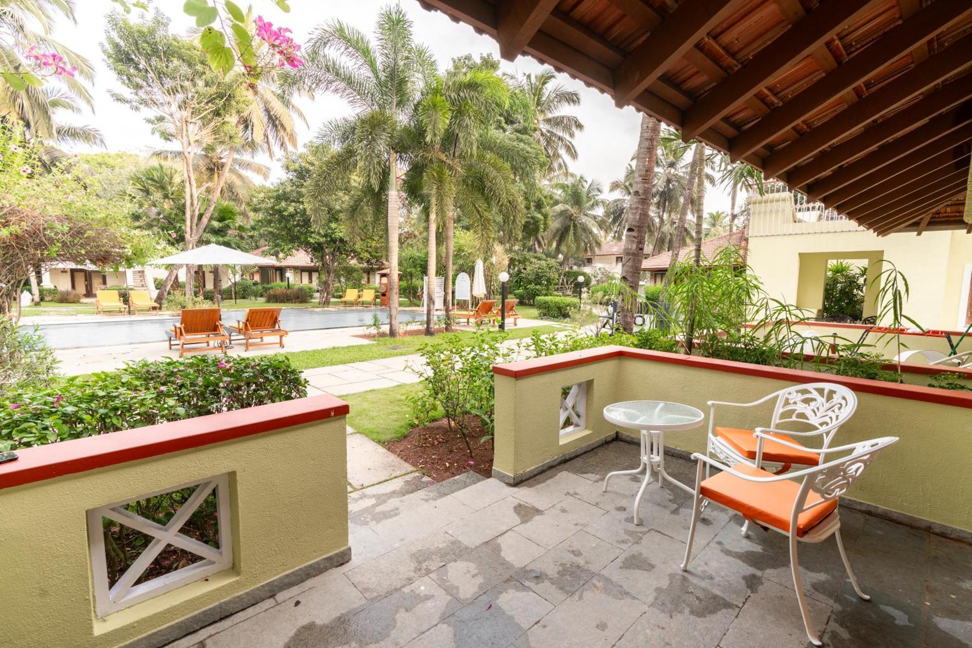 Novotel Goa Dona Sylvia Resort Cavelossim Exteriör bild