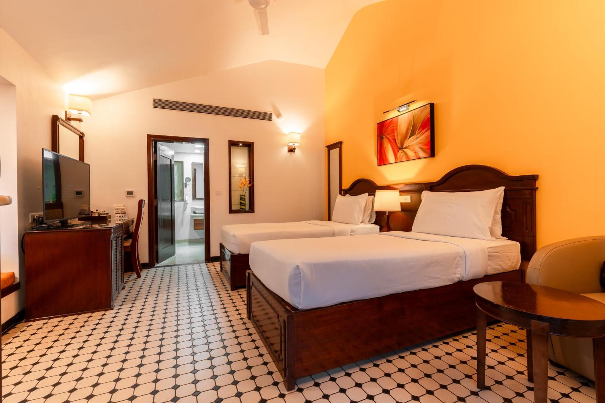Novotel Goa Dona Sylvia Resort Cavelossim Exteriör bild