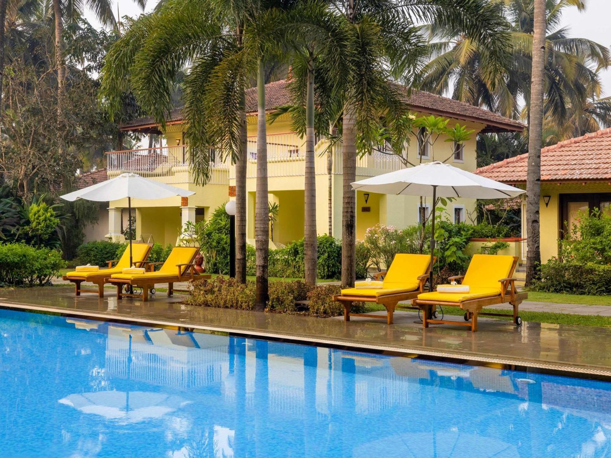 Novotel Goa Dona Sylvia Resort Cavelossim Exteriör bild