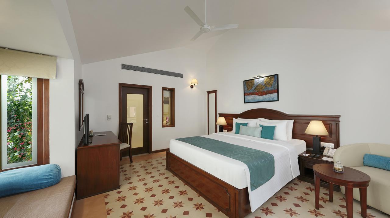 Novotel Goa Dona Sylvia Resort Cavelossim Exteriör bild